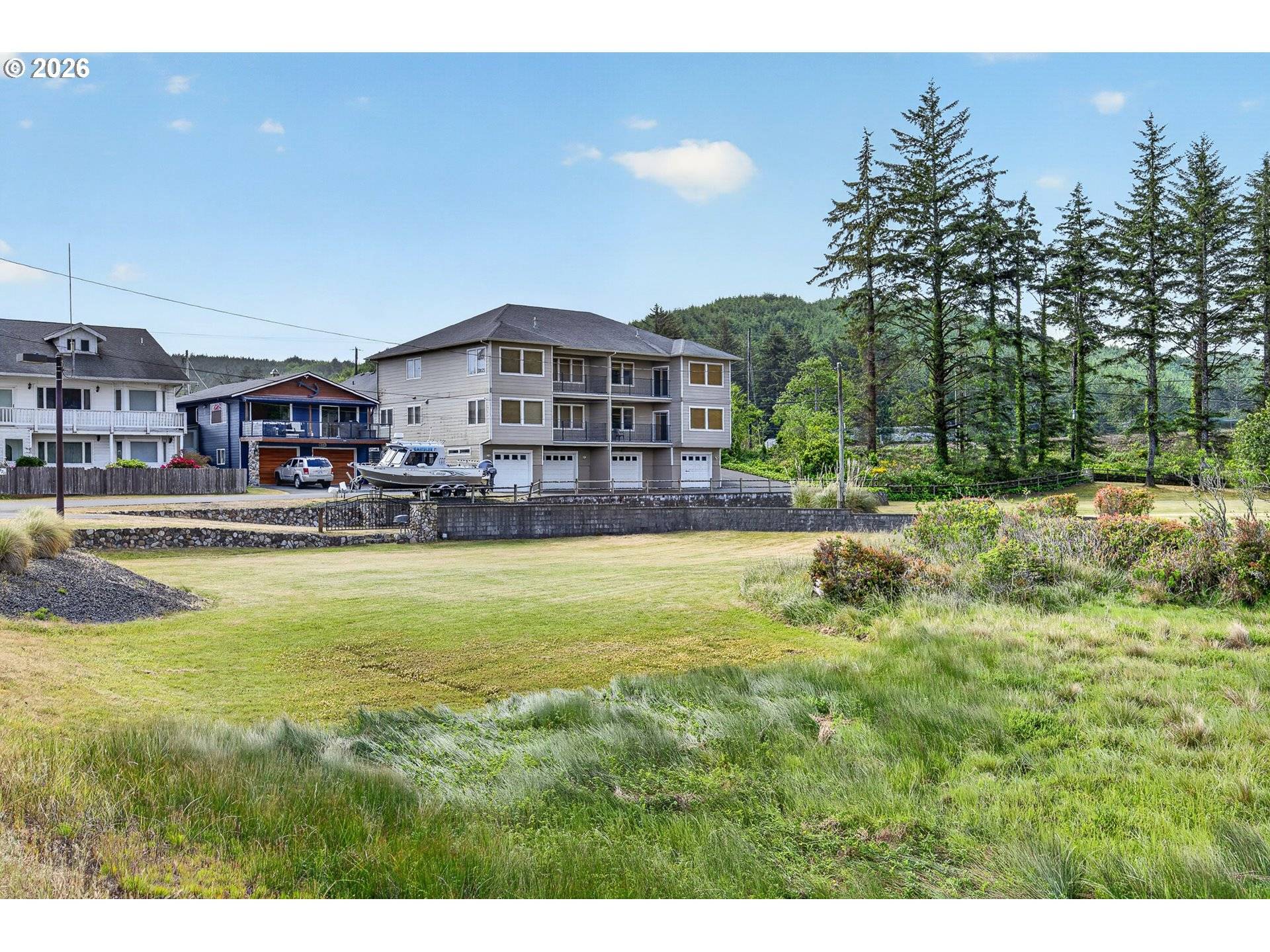 954 BEACH BLVD, Winchester Bay, OR 97467