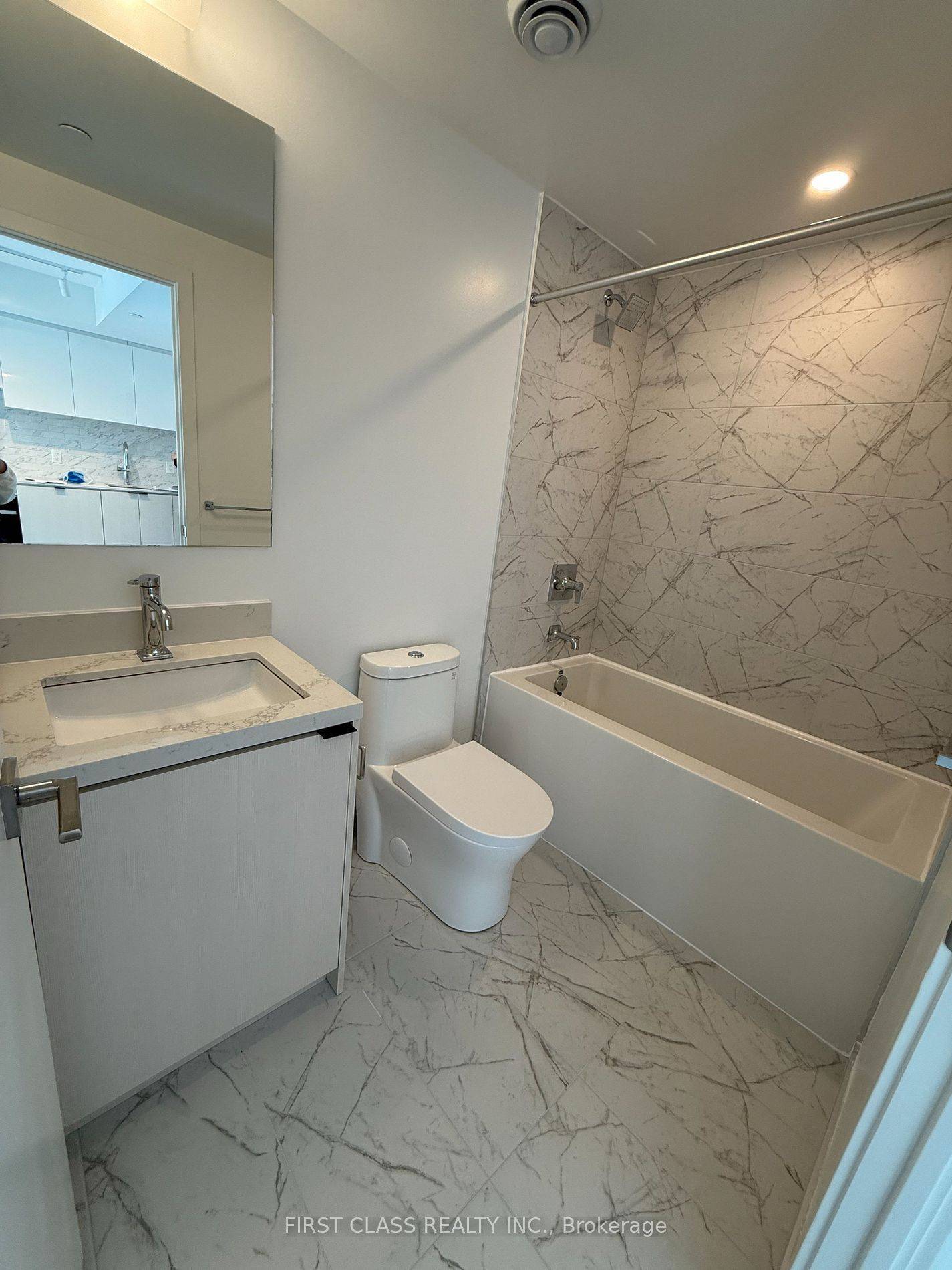 252 Church ST E #1517, Toronto C08, ON M5B 1Z2