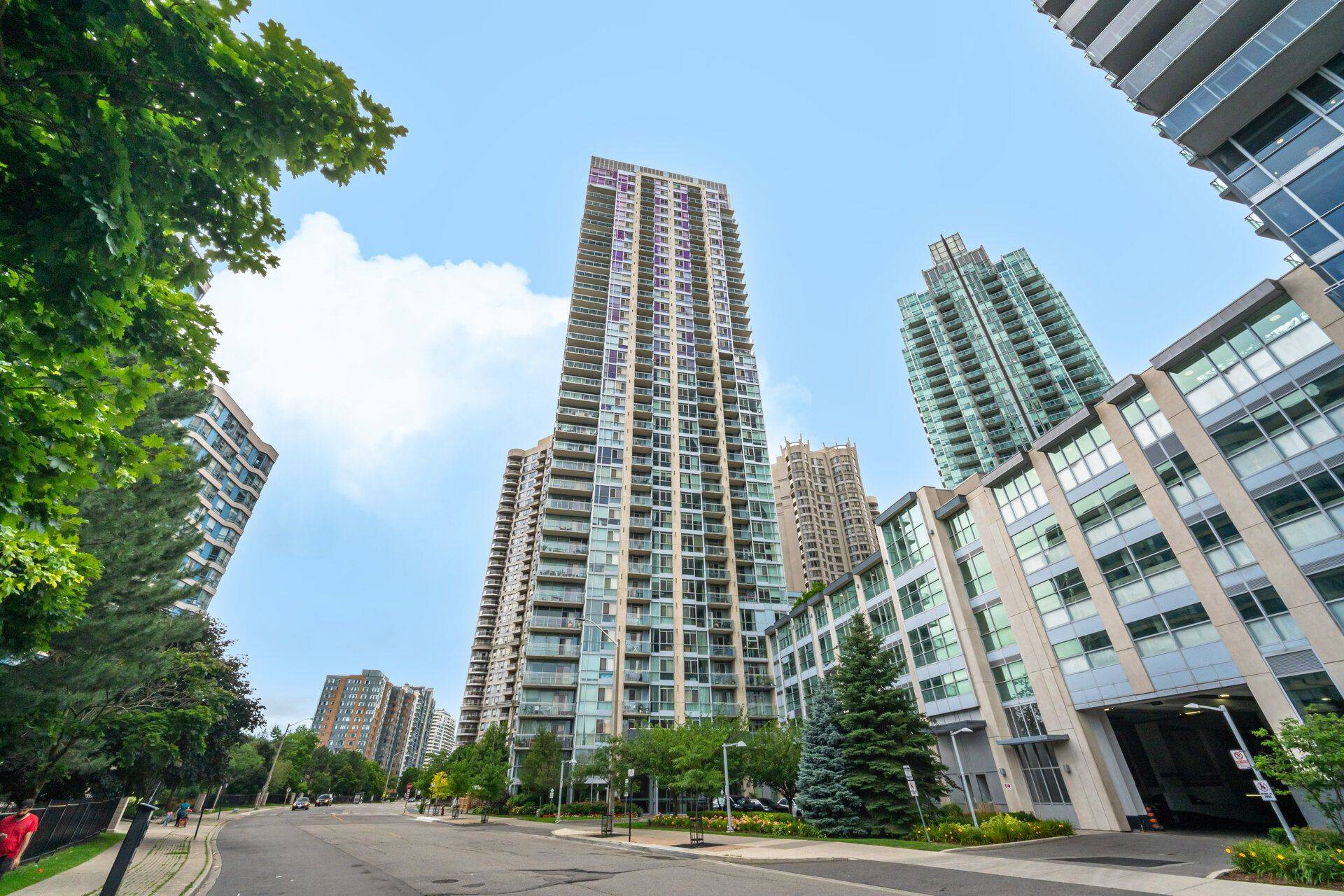 225 Webb DR #2308, Mississauga, ON L5B 4P2