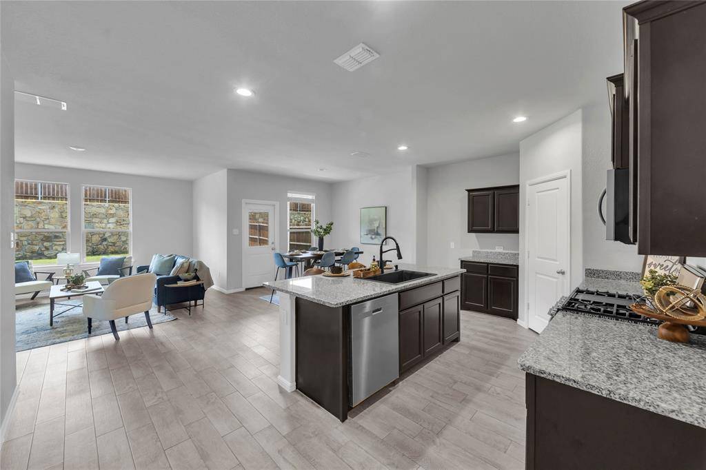 9705 Olanta Trail, Fort Worth, TX 76108