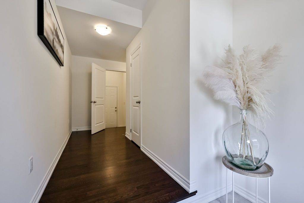 52 Bonnington DR, Brampton, ON L7A 5M1