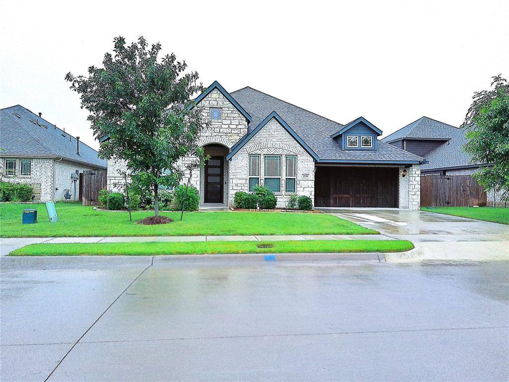 1734 Summer Lane, Midlothian, TX 76065