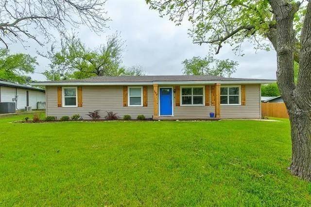 230 Davis Avenue, Stephenville, TX 76401