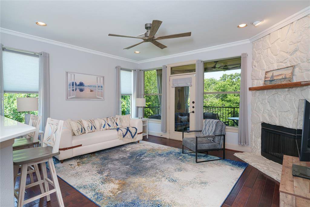 500 Waters Edge Drive #221, Lake Dallas, TX 75065
