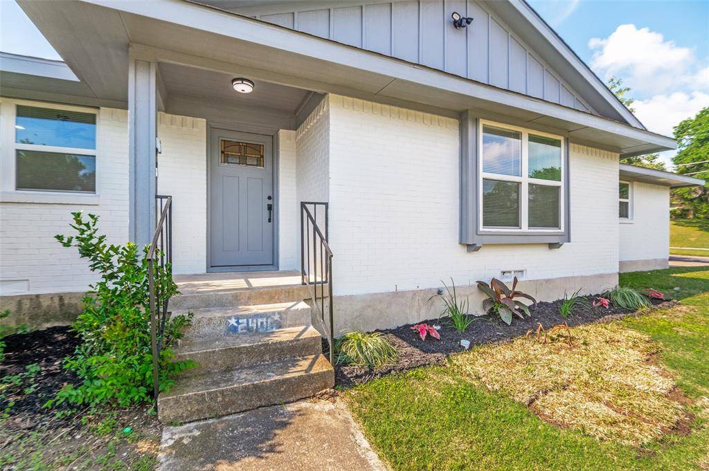 2406 Magna Vista Drive, Dallas, TX 75216