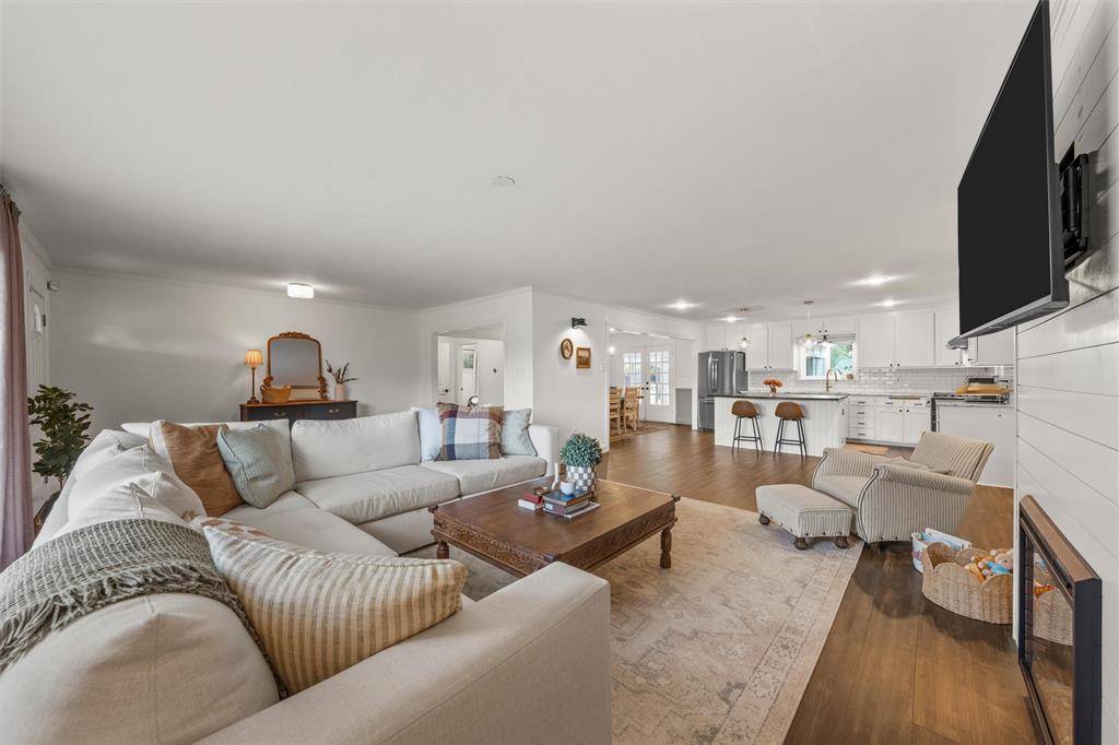 732 Arliss Drive, Woodway, TX 76712