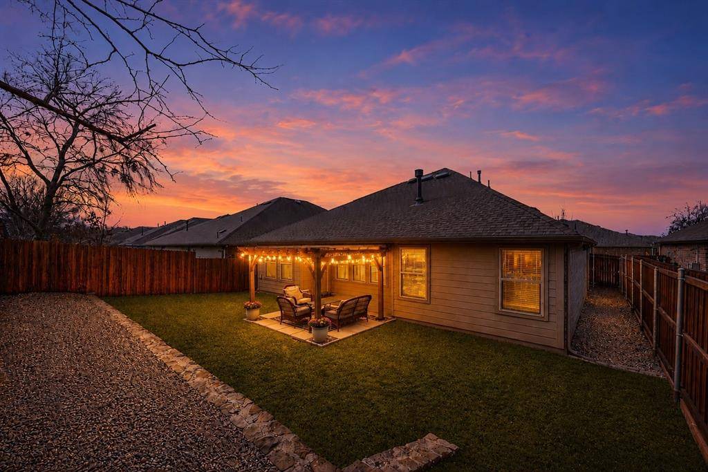 317 Waterton Drive, Anna, TX 75409