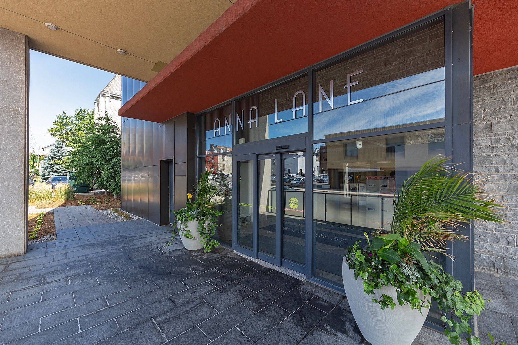 121 Queen ST #602, Kingston, ON K7K 0G6