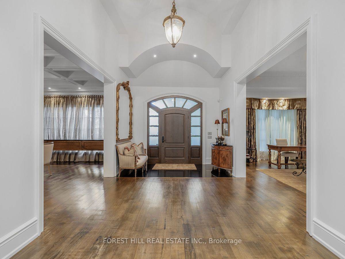 89 Old Colony RD, Toronto C12, ON M2L 2K3