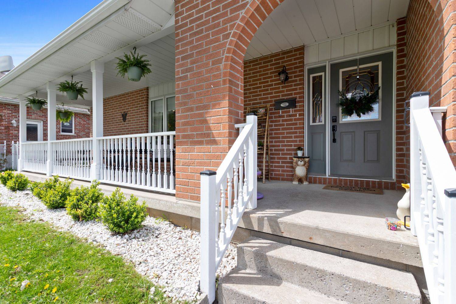 93 Riverlea RD, Brock, ON L0E 1E0