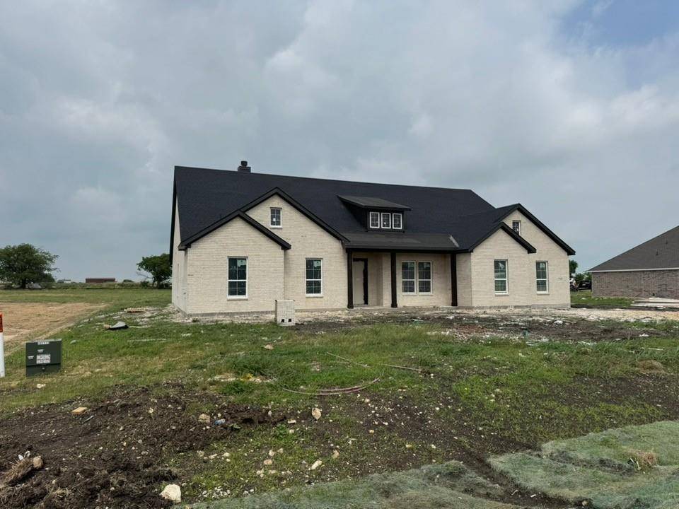 2305 Quartz Street, Krum, TX 76249