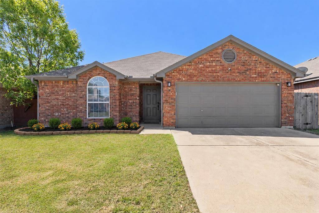 5328 Mirage Drive, Fort Worth, TX 76244