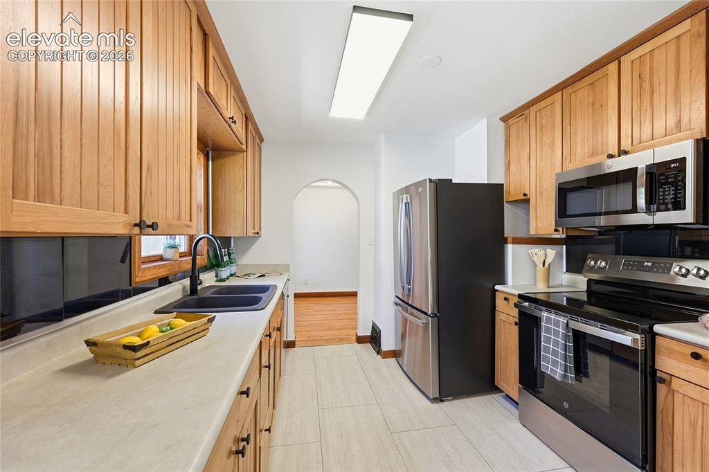 2218 Wyoming AVE, Pueblo, CO 81004