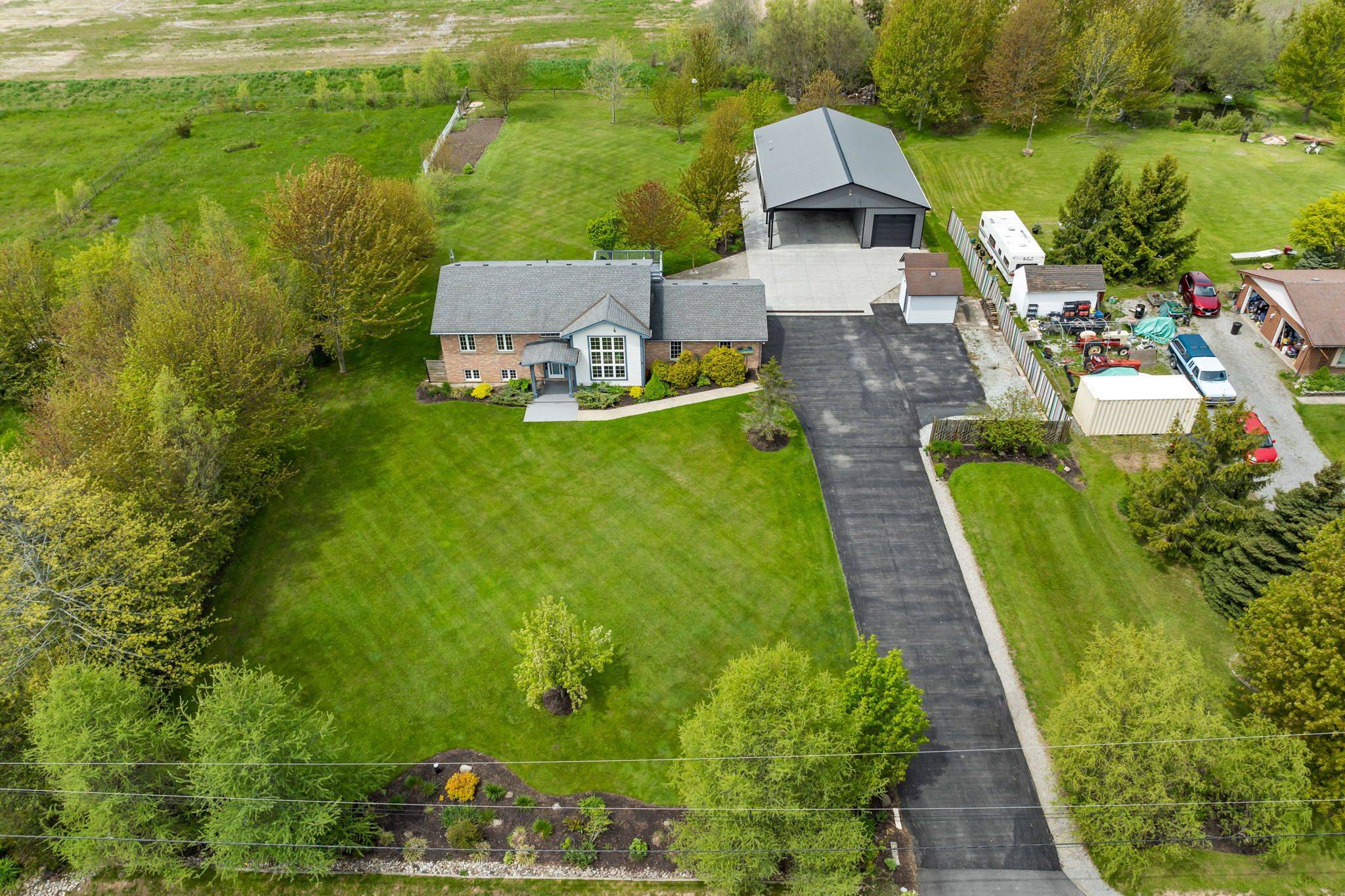 11660 Belleview Beach RD, Wainfleet, ON L0S 1V0