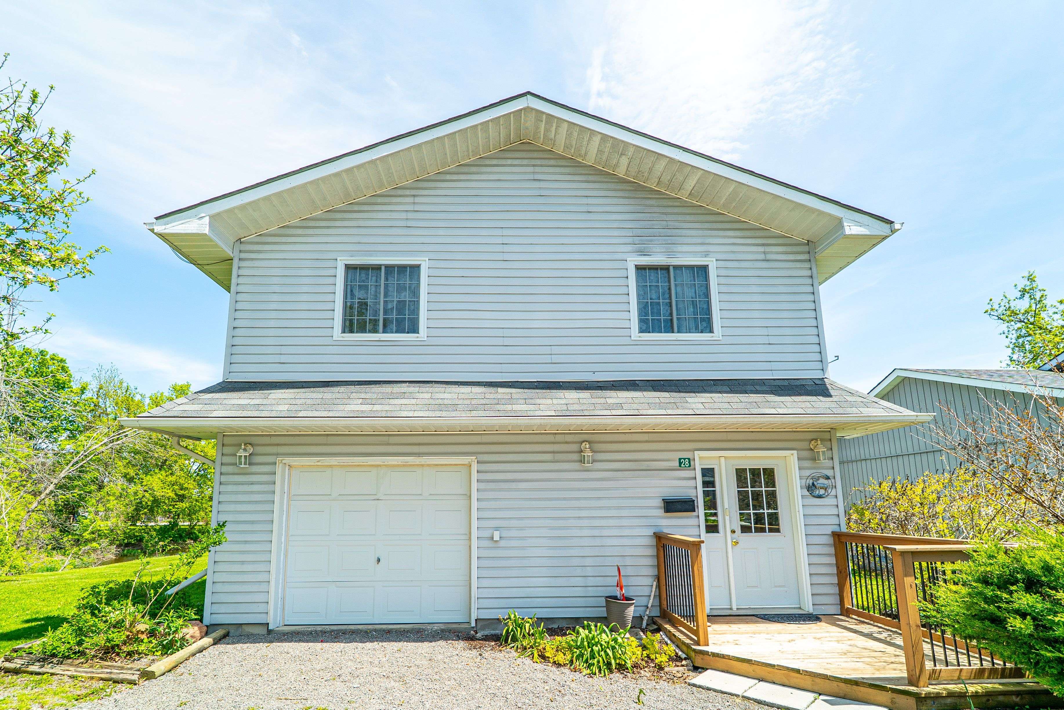 28 MATILDA ST, Kawartha Lakes, ON K0M 2C0
