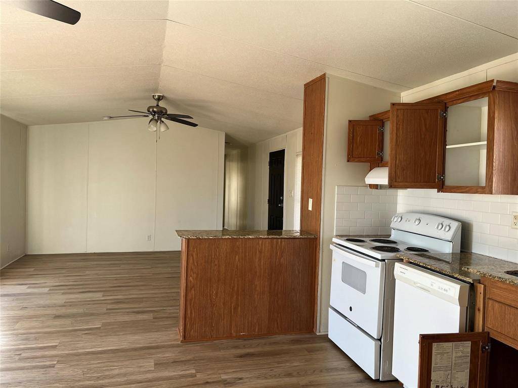 8514 County Road 623, Blue Ridge, TX 75424