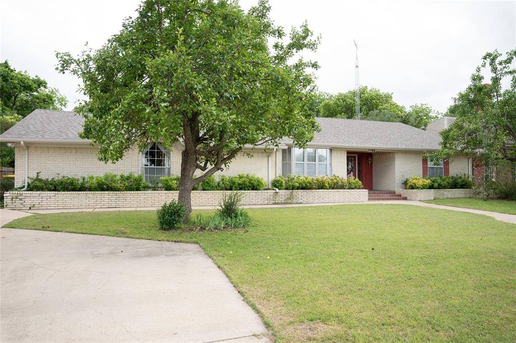 1106 E Franklin Street, Hillsboro, TX 76645