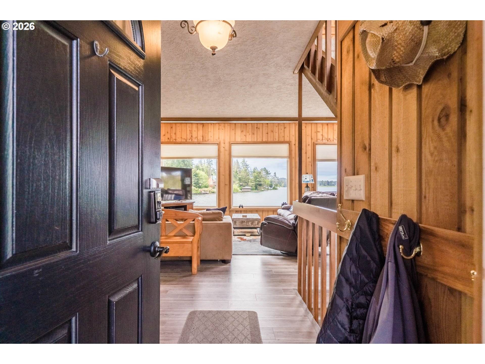 4040 NE 20TH ST, Otis, OR 97368