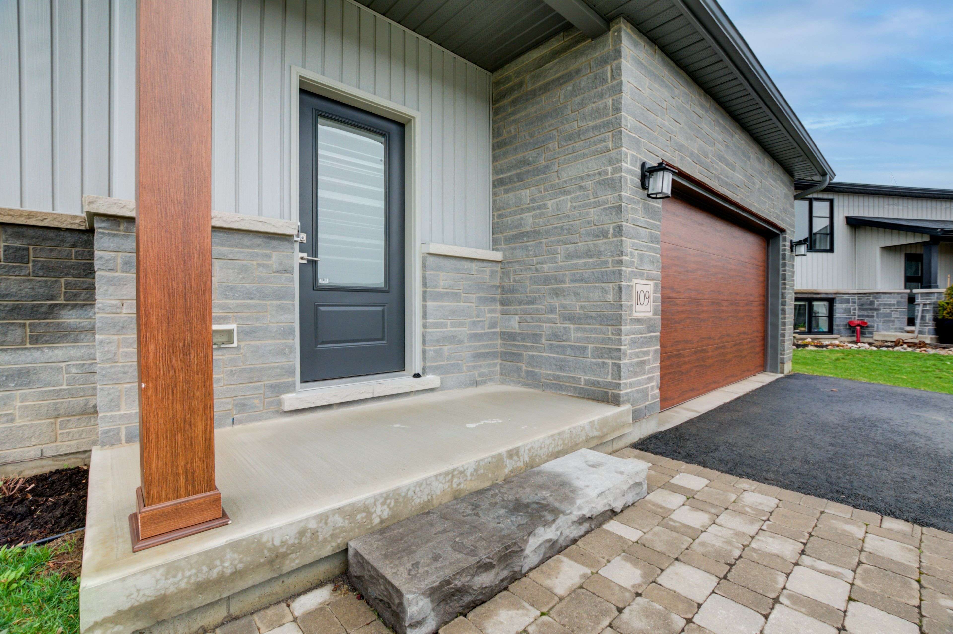 109 Meagan LN, Quinte West, ON K0K 2C0