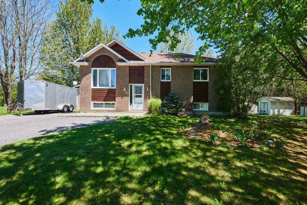 1115 Des Cerisiers ST, Clarence-rockland, ON K4K 1K9