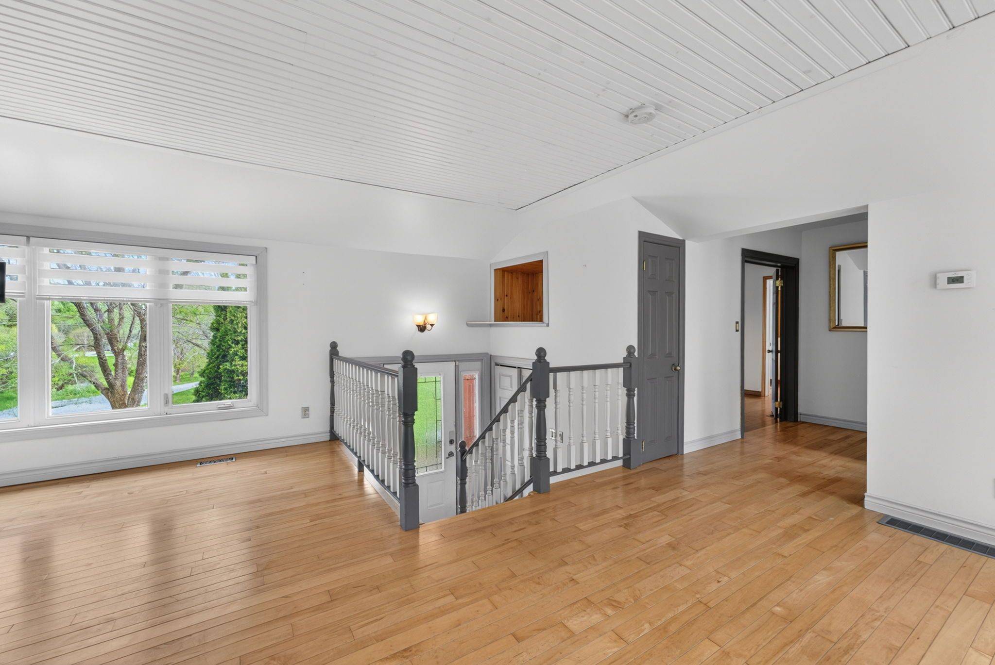 1207 Shannon RD, Prince Edward County, ON K0K 2T0