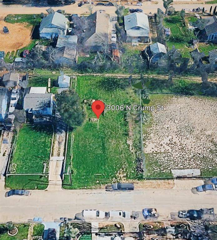 3006 N Crump Street, Fort Worth, TX 76106