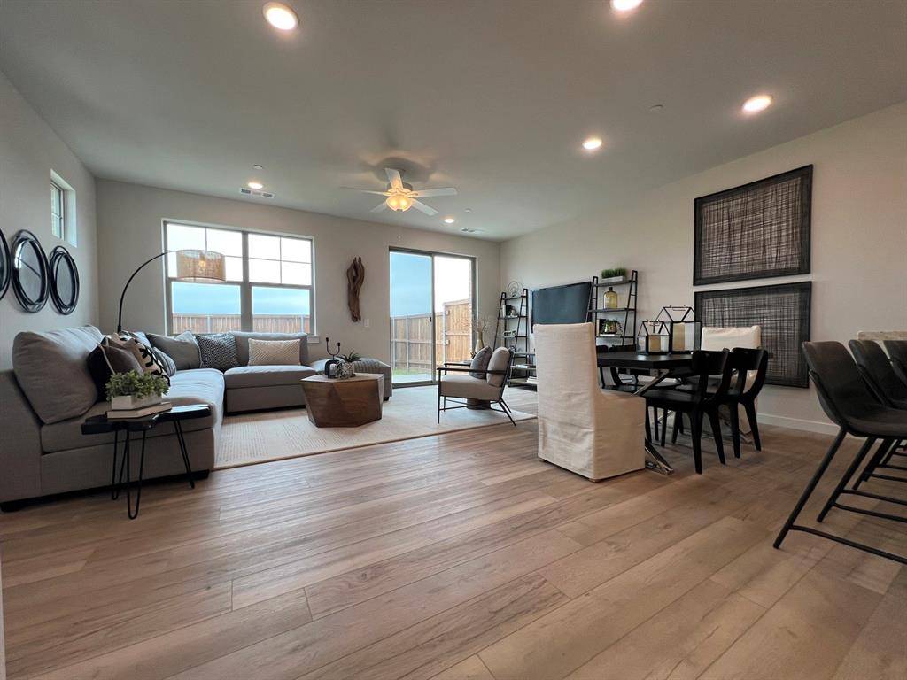 4603 Hawks Trail, Oak Point, TX 75068