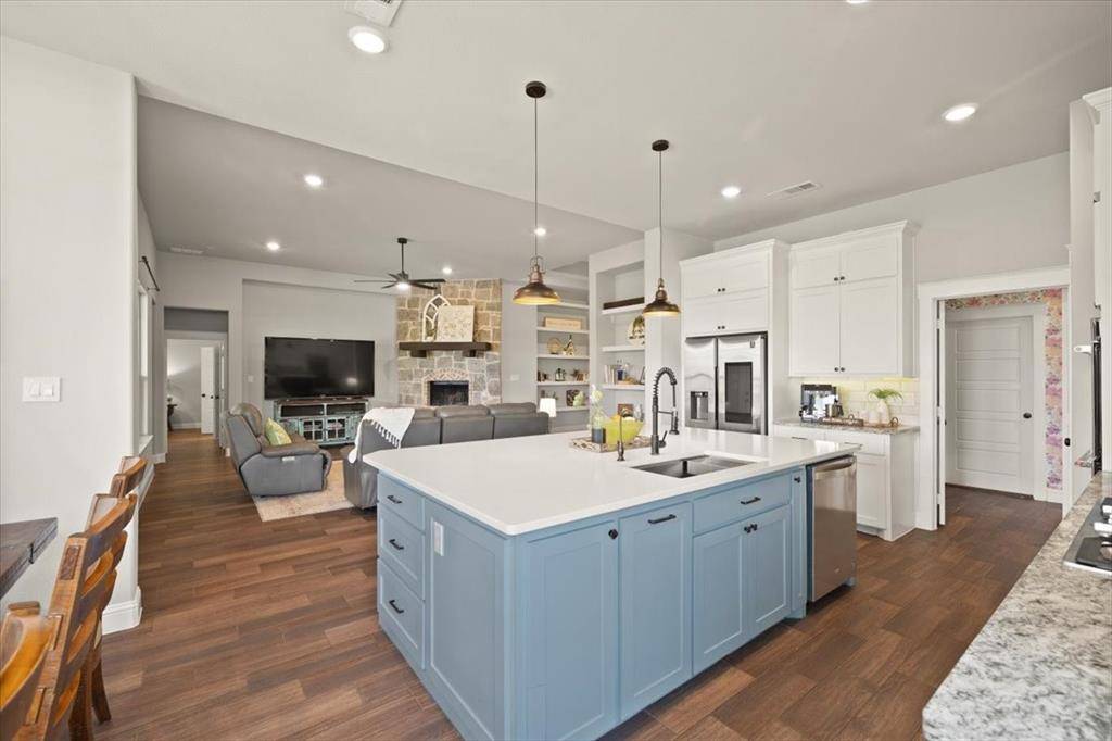 7773 Berry Road, Burleson, TX 76028