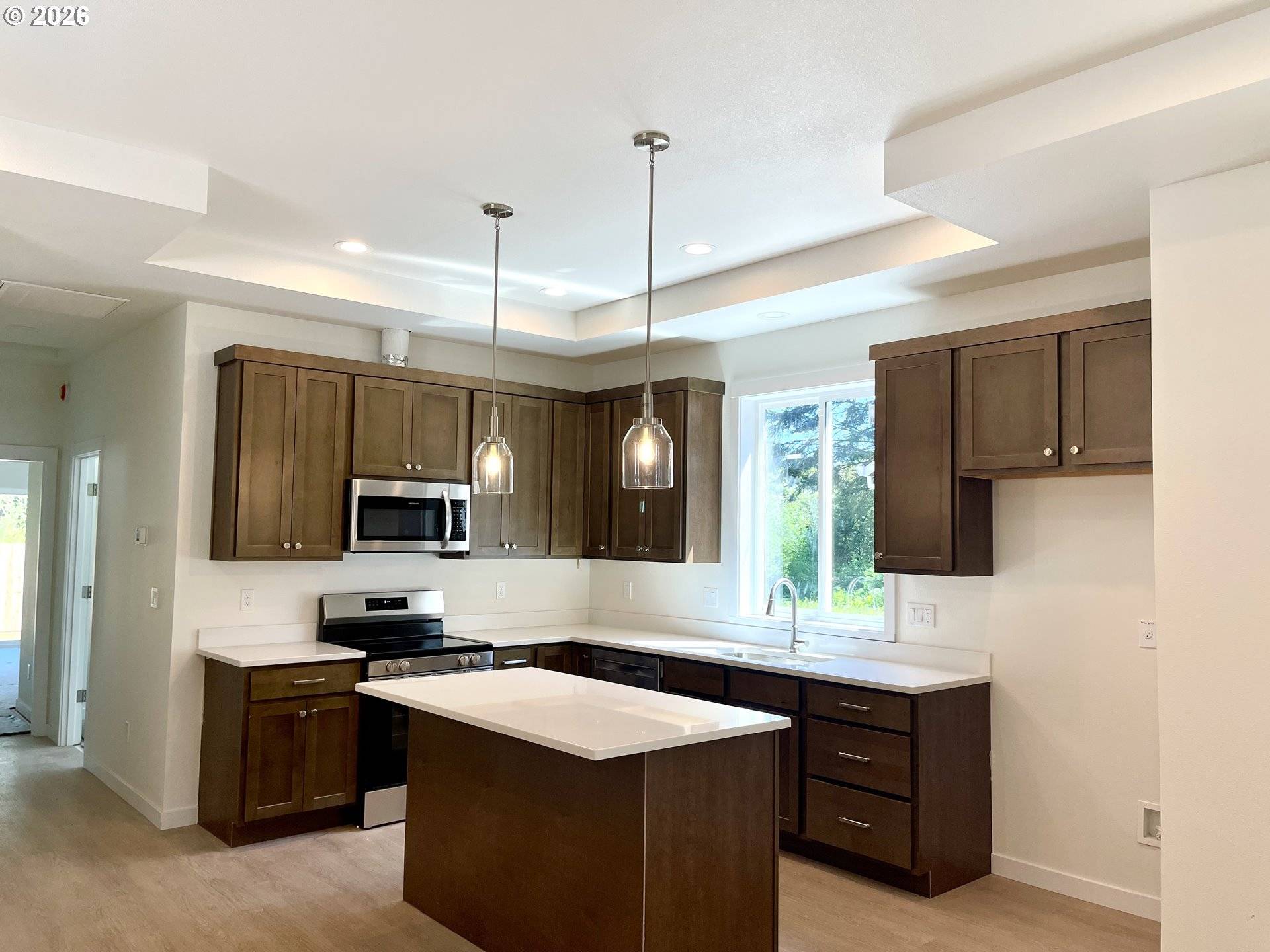 20671 NE Thompson TER, Fairview, OR 97024