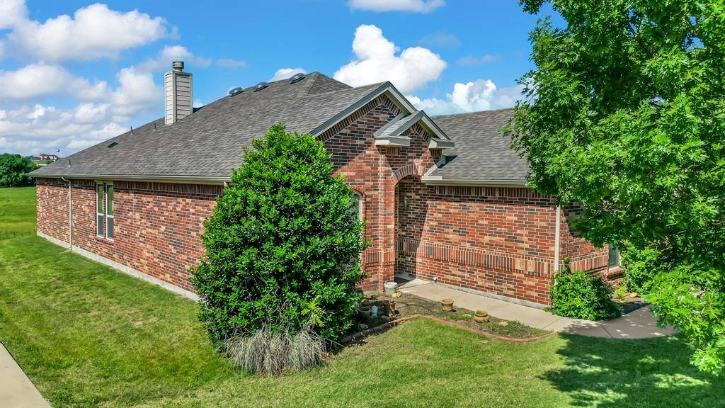 2033 Mason Pond Drive, Weatherford, TX 76085