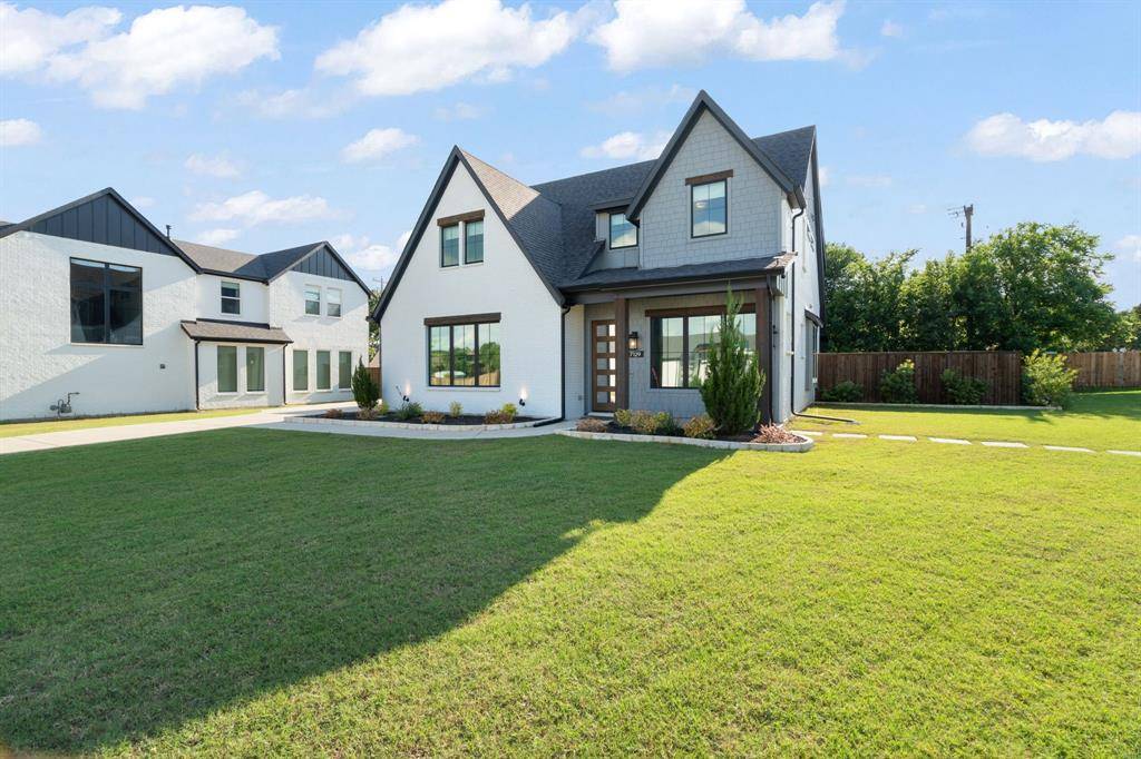 7129 Feather Crest Lane, North Richland Hills, TX 76182