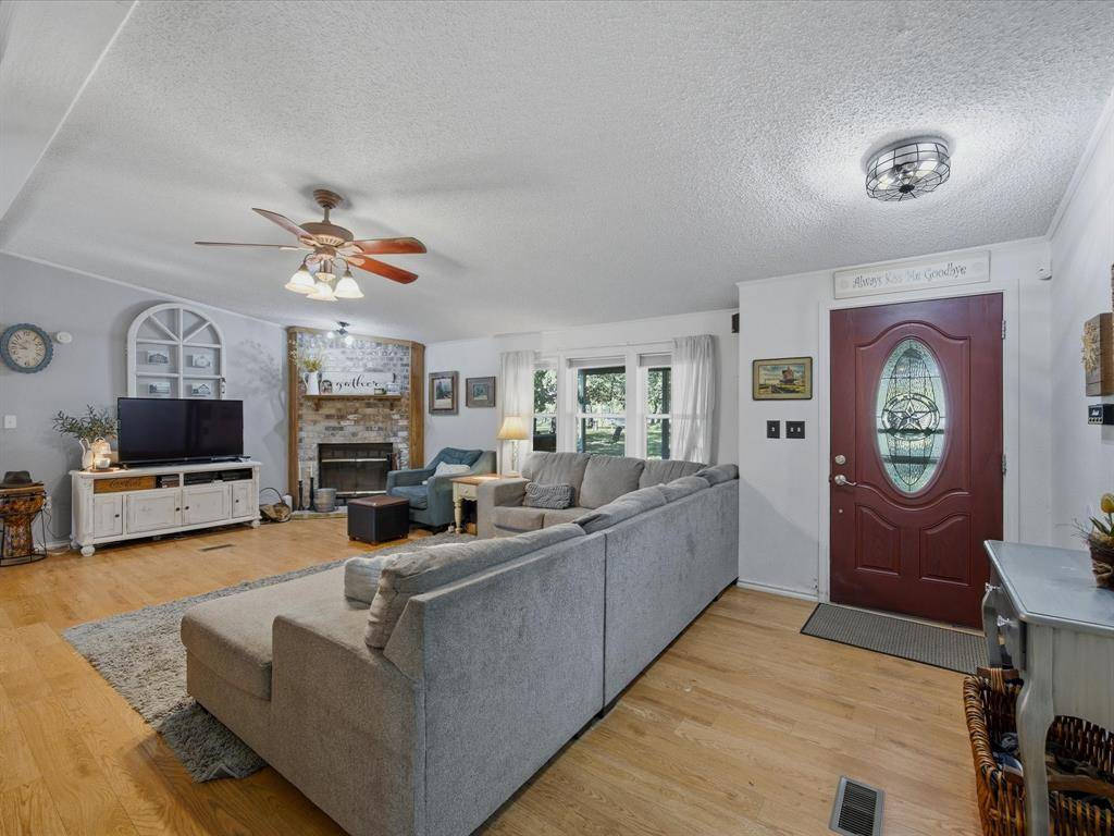 3275 Finis Road, Graham, TX 76450