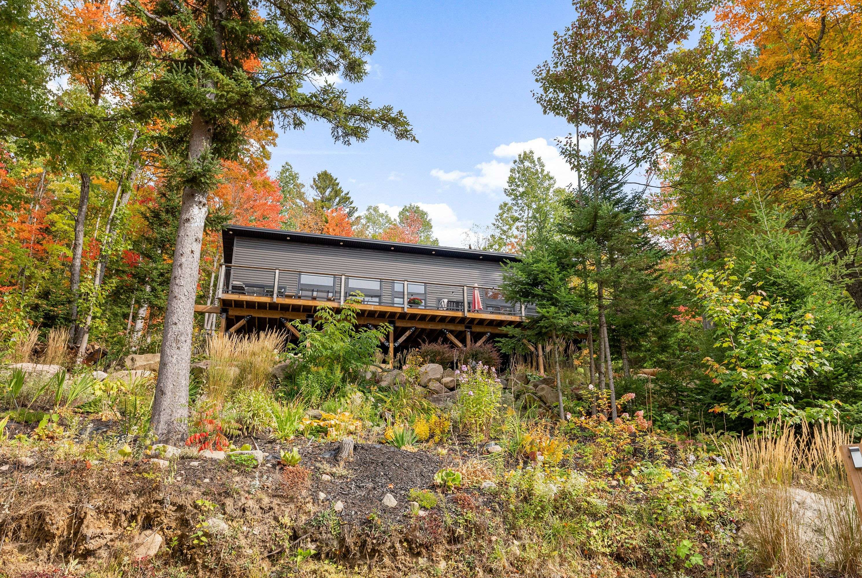 820 Hopefield RD E, Madawaska Valley, ON K0J 1B0