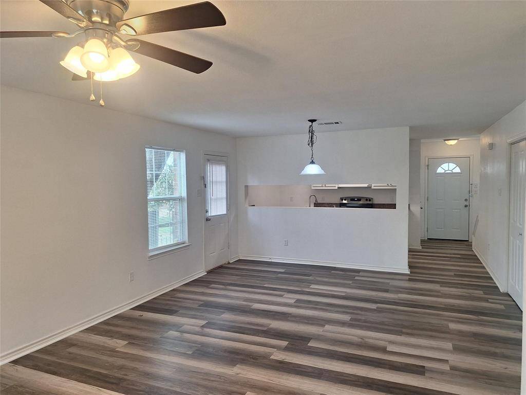 2621 Lee Avenue #B, Fort Worth, TX 76164