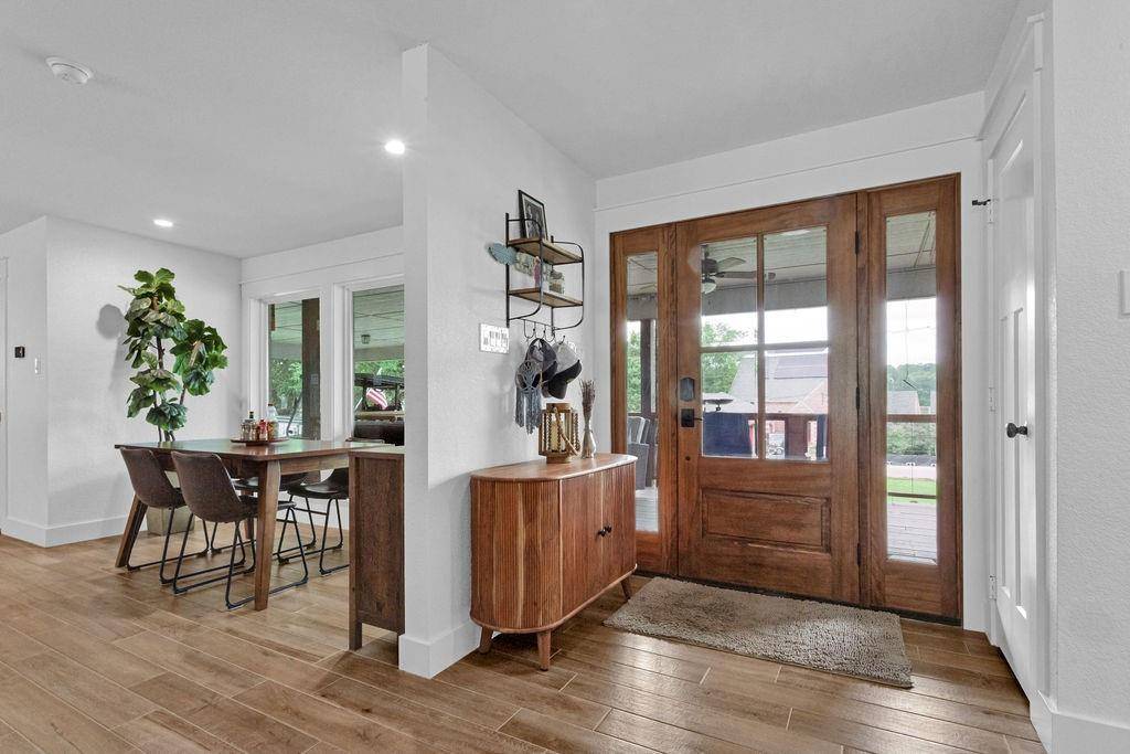 255 Hideaway  Lane Central, Hideaway, TX 75771