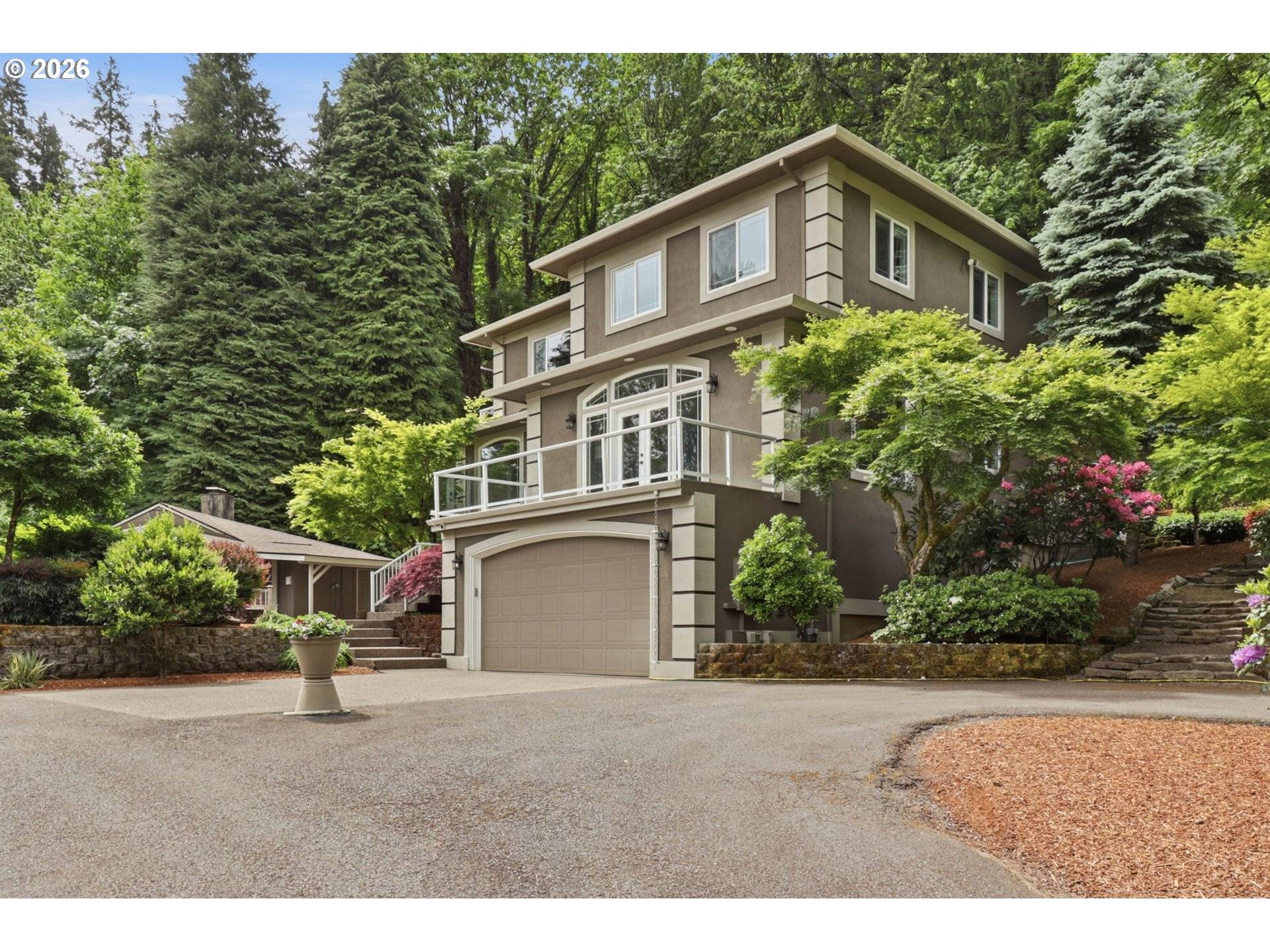 22868 SW HILLCREST RD, West Linn, OR 97068