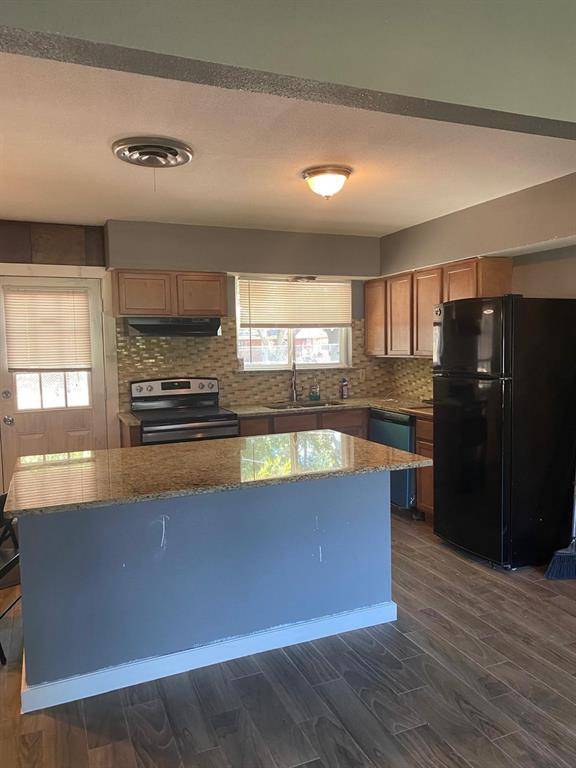 2228 52nd Street, Dallas, TX 75216