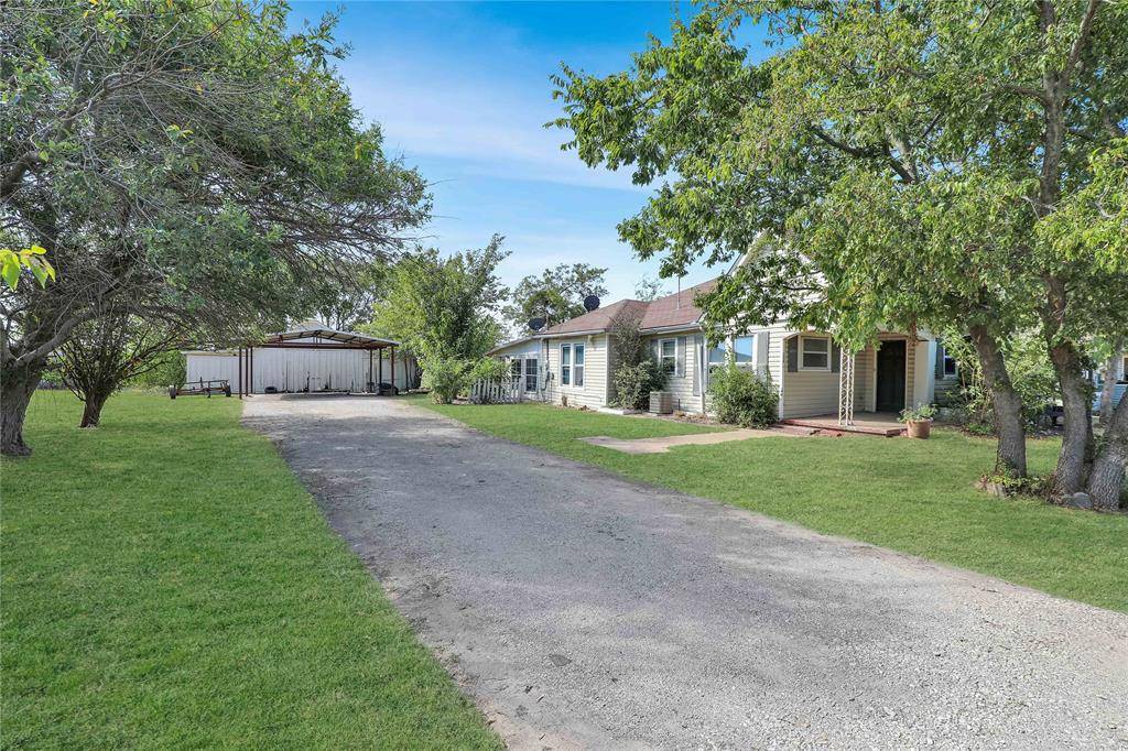 305 W Main Street, Gunter, TX 75058