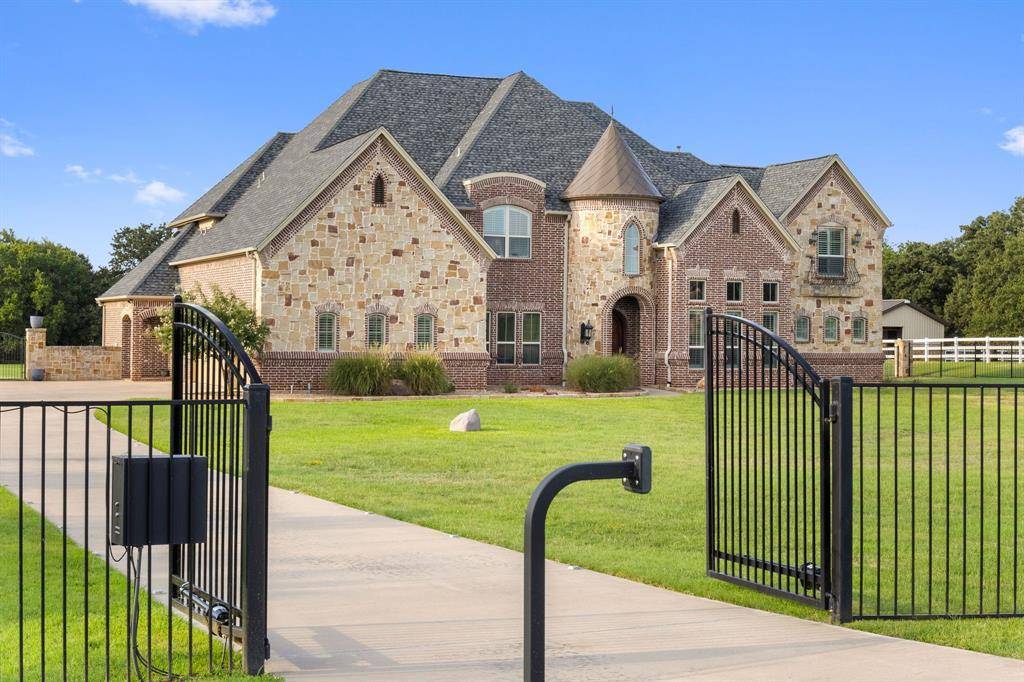 1311 Appaloosa Circle, Bartonville, TX 76226