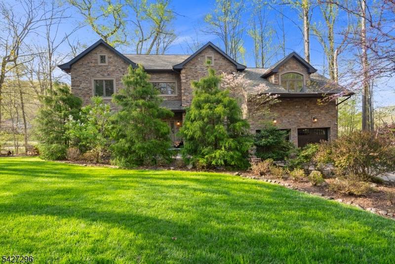 1 Glen Ter, Montville Twp., NJ 07045