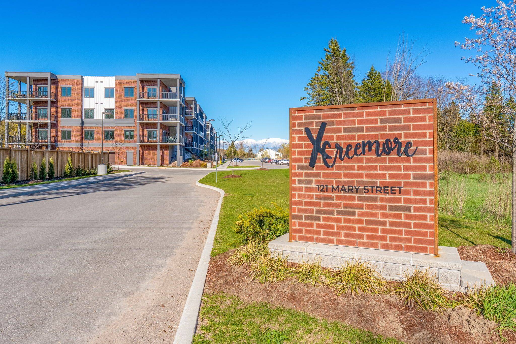 121 Mary ST #416, Clearview, ON L0M 1G0