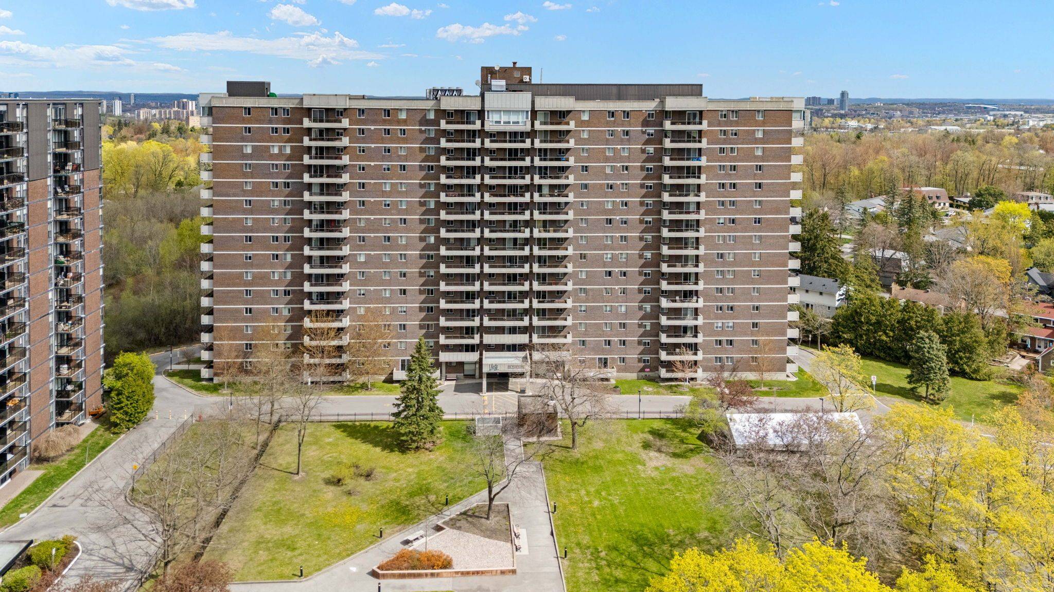 1705 Playfair DR #402, Alta Vista And Area, ON K1H 8P6
