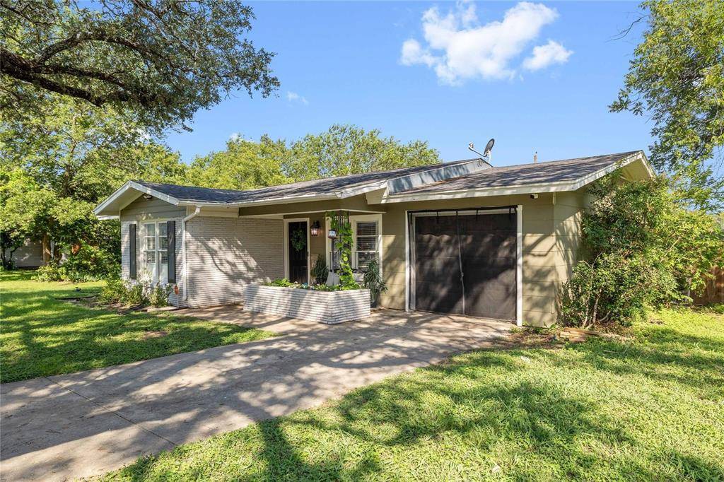 1115 Oakland Drive, Brownwood, TX 76801