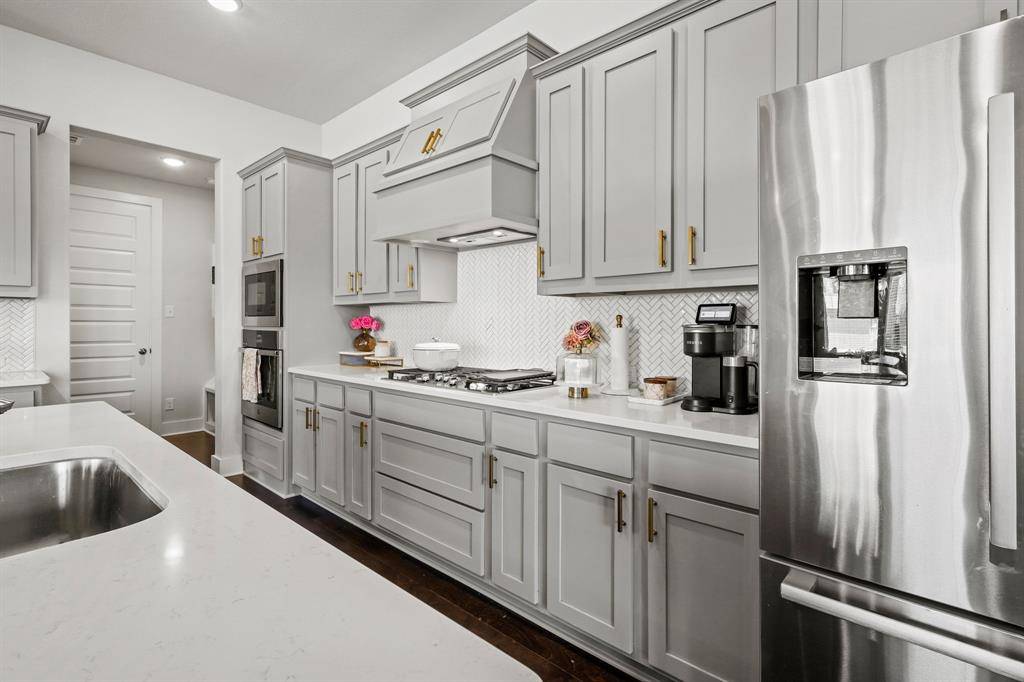 638 Taylor Drive, Fate, TX 75087