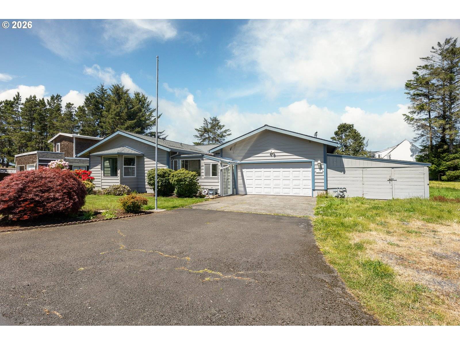 9215 TROUT PL, Gleneden Beach, OR 97388