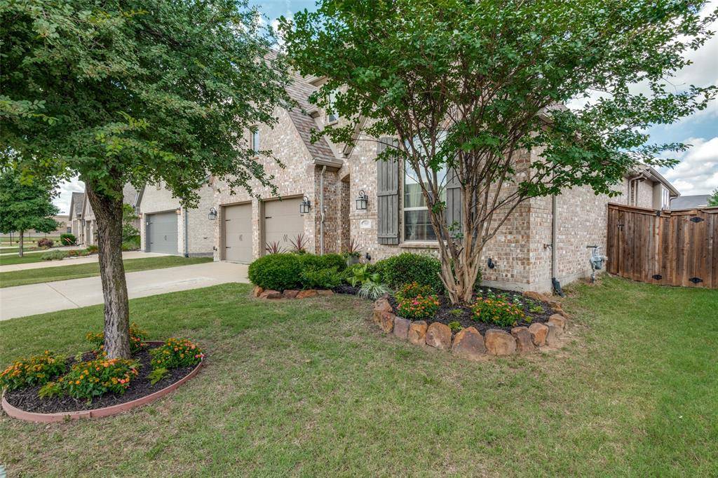 909 Hubbard Creek Trail, Mckinney, TX 75071