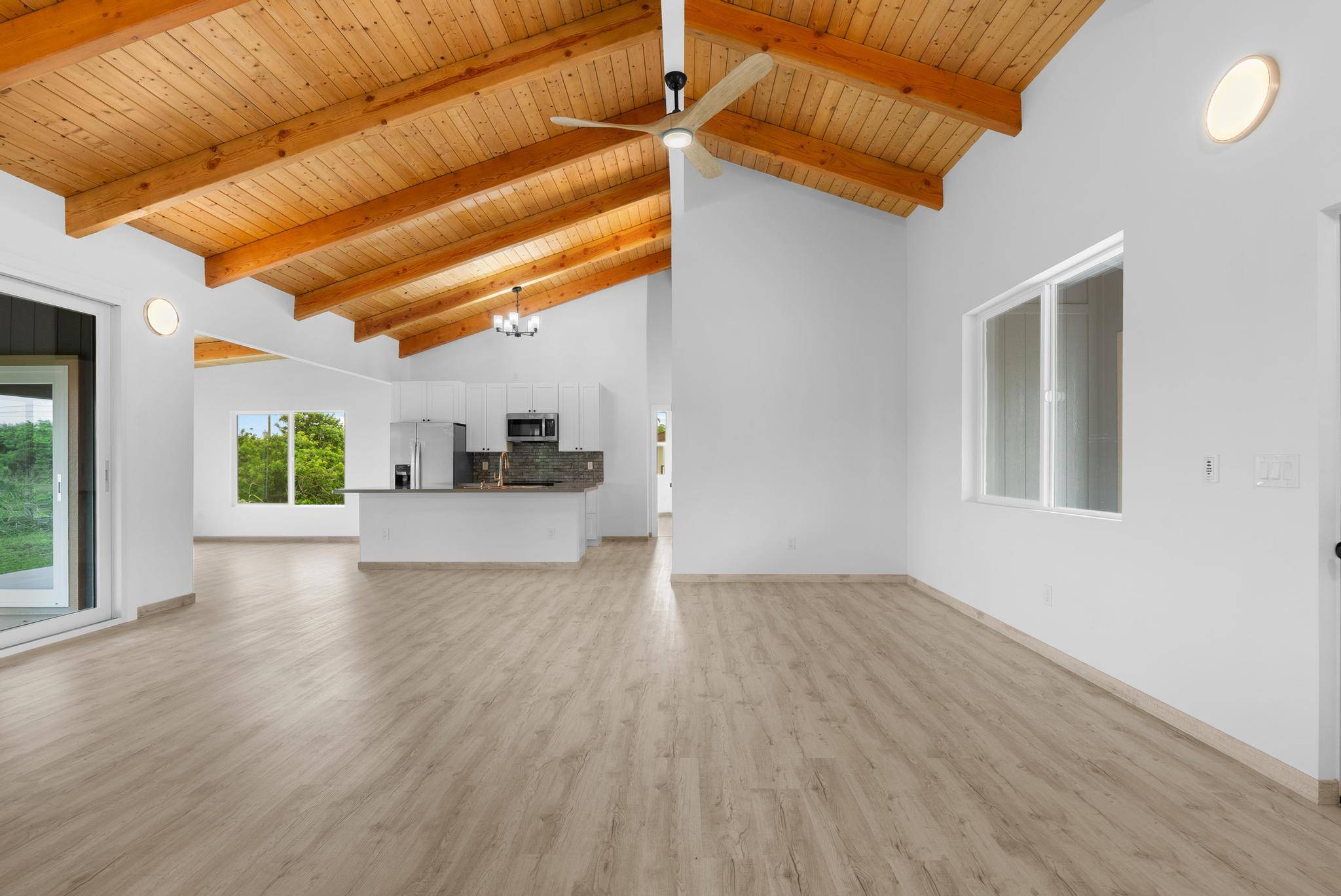 94-1669 KAULUA ST, Naalehu, HI 96772