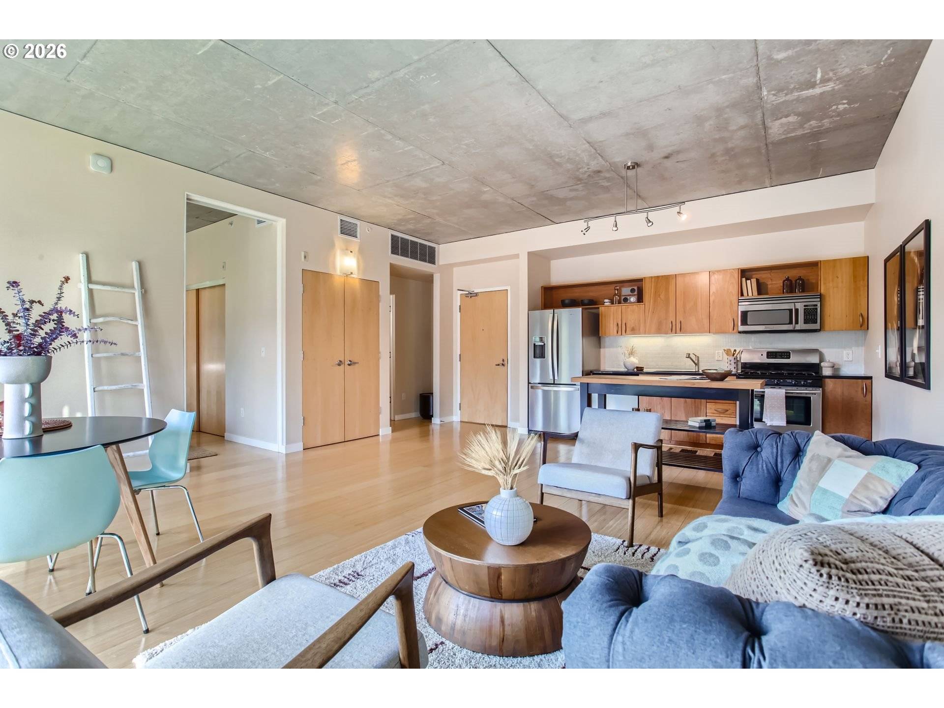 1234 SW 18TH AVE #303, Portland, OR 97205