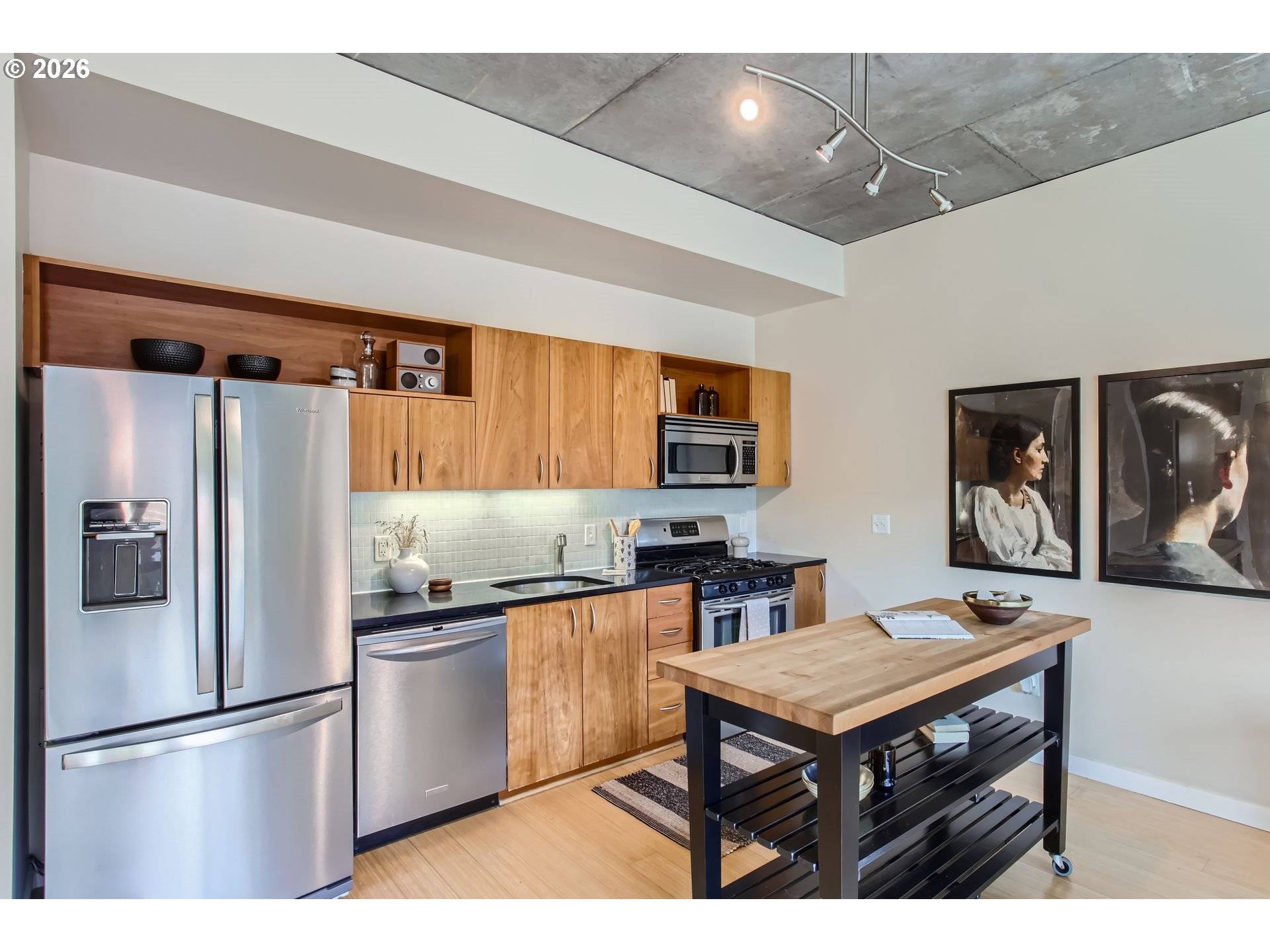 1234 SW 18TH AVE #303, Portland, OR 97205