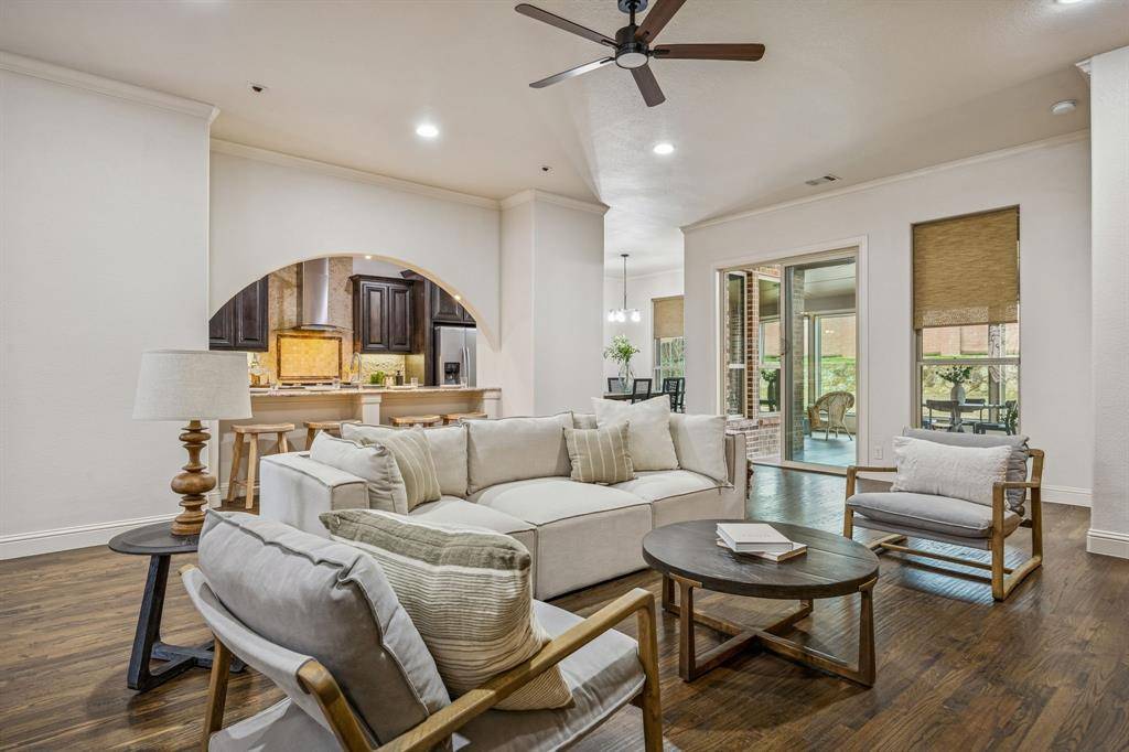 5717 Naples Drive, Flower Mound, TX 75028